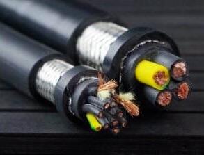 J9����|����վ����