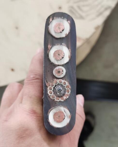 J9����|����վ����