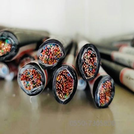 J9����|����վ����